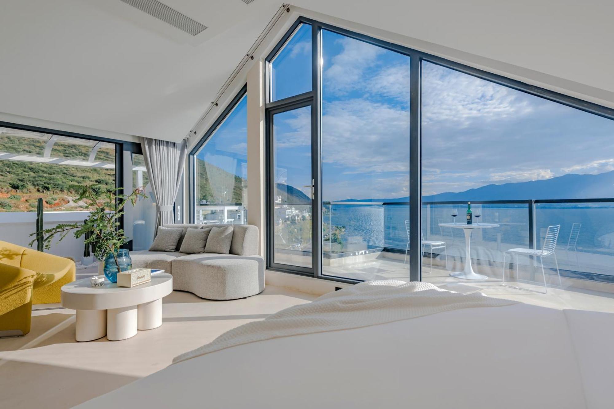Dali Oriental Seaview Hotel -Dali Erhai Экстерьер фото